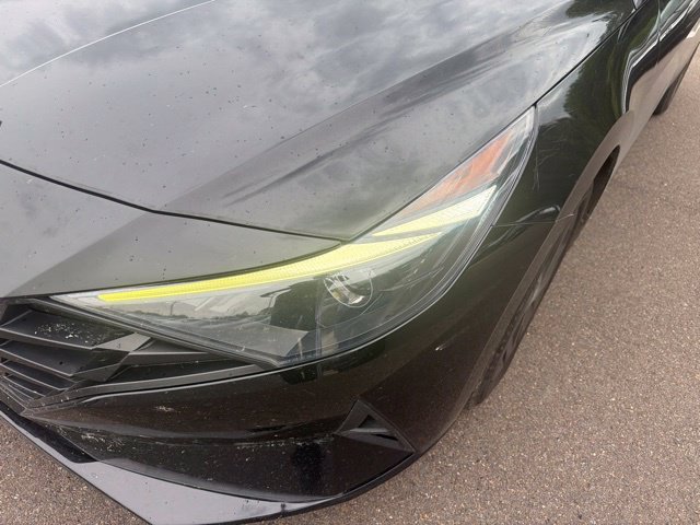 Used 2021 Hyundai Elantra SEL with VIN 5NPLM4AG6MH012067 for sale in Southaven, MS