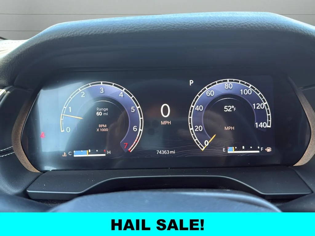 Used 2023 Silver Jeep Altitude image 13