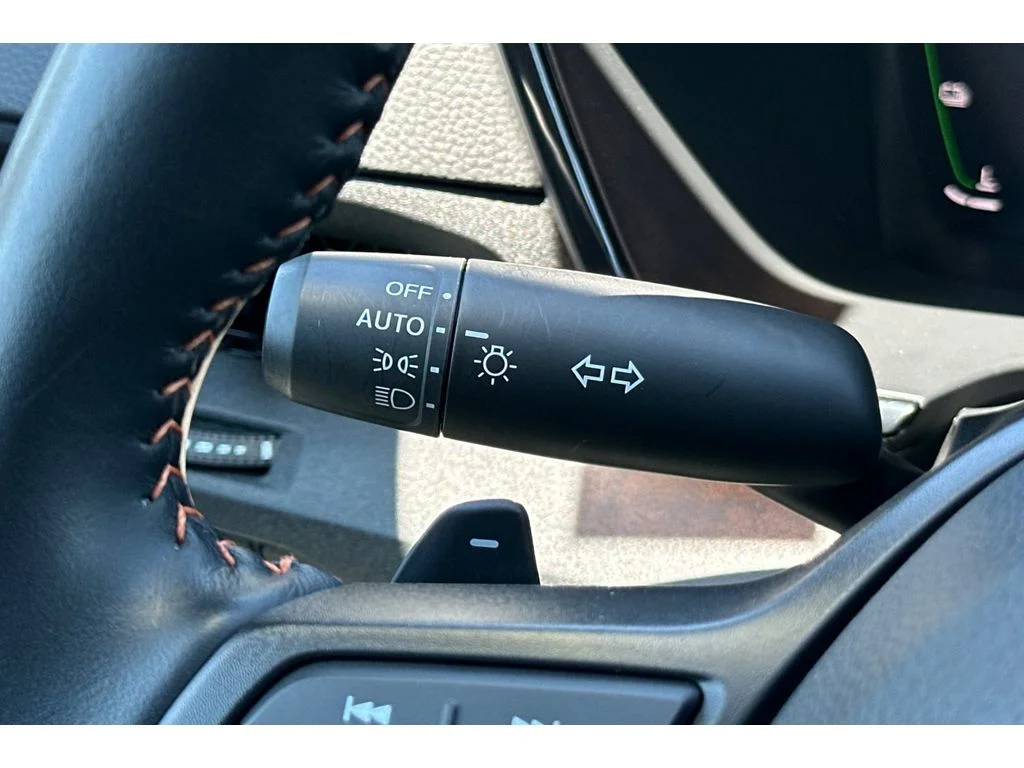 Used 2026 Solar Silver Metallic Honda Sport-L image 37