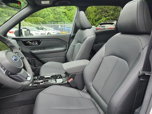 New 2026 CRYSTAL WHITE PEARL Subaru Limited image 35