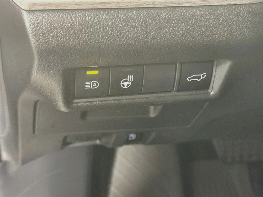 Certified Used 2025 Storm Cloud Toyota Platinum image 10