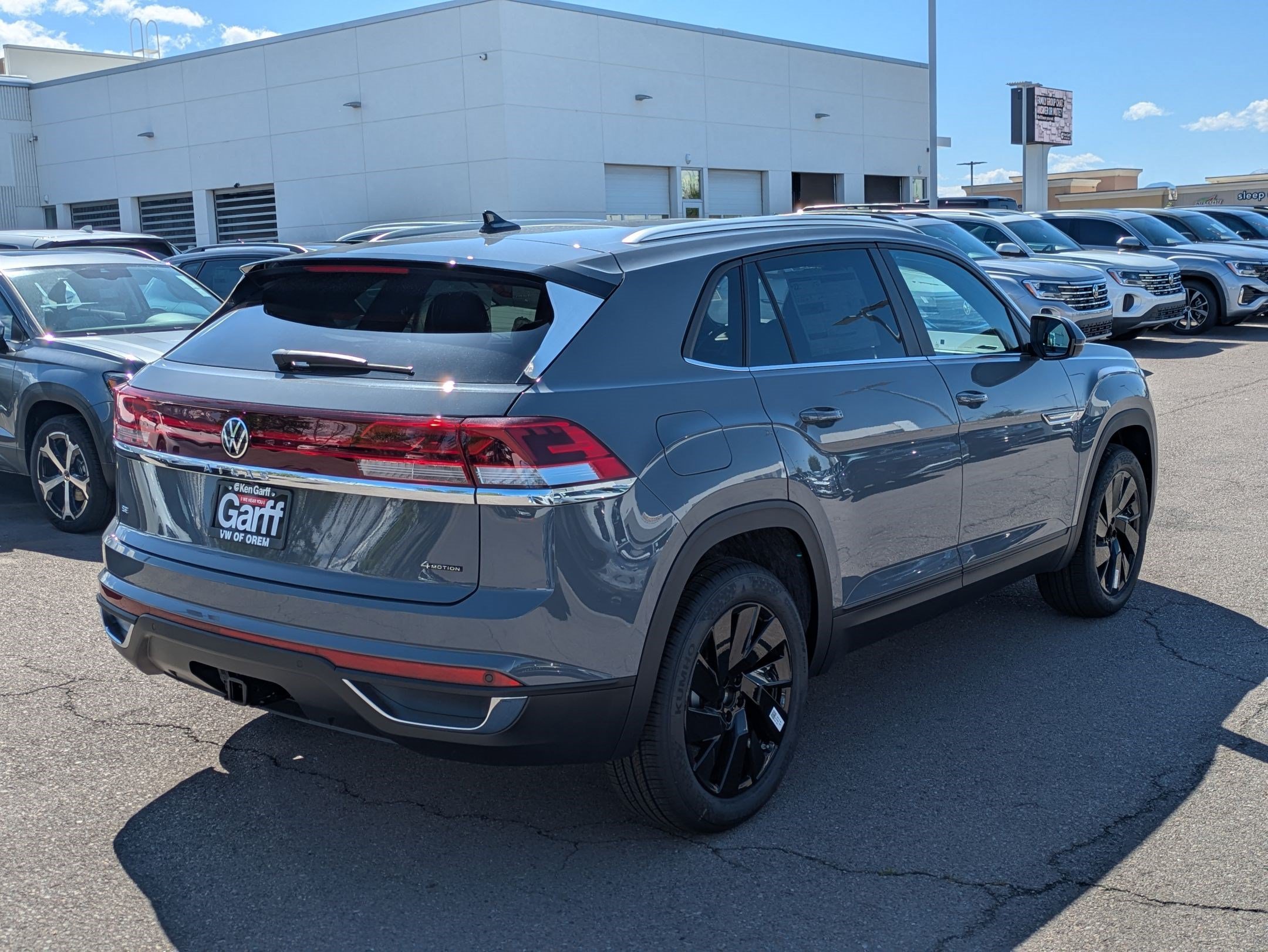 New 2026 Pure Gray Volkswagen 2.0T SE w/Technology image 3