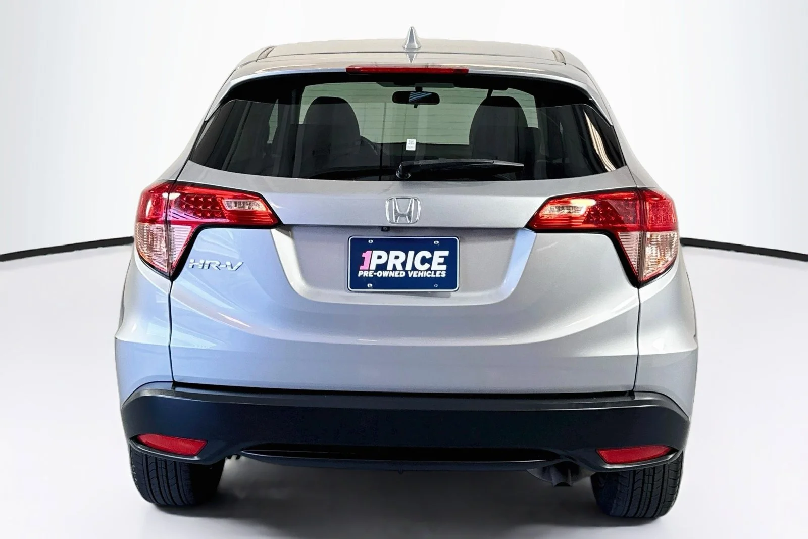Used 2018 Lunar Silver Metallic Honda EX image 6