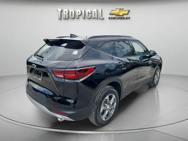 New 2026 Black Chevrolet 2LT image 5