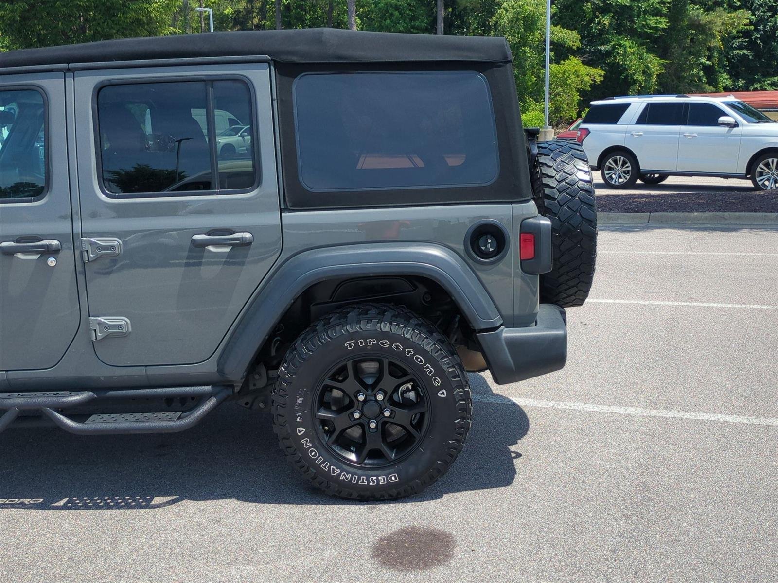Used 2020 Sting-Gray Clearcoat Jeep Willys image 11