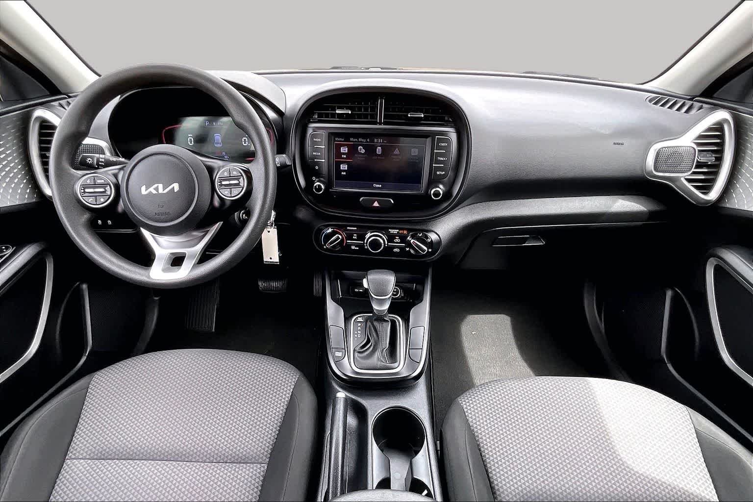 Used 2024 Fusion Black Kia LX image 14