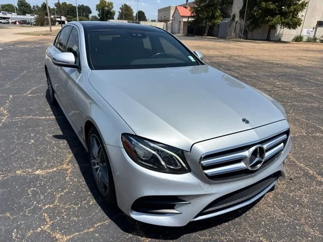 Used 2018 Silver Mercedes-Benz E 300 image 2
