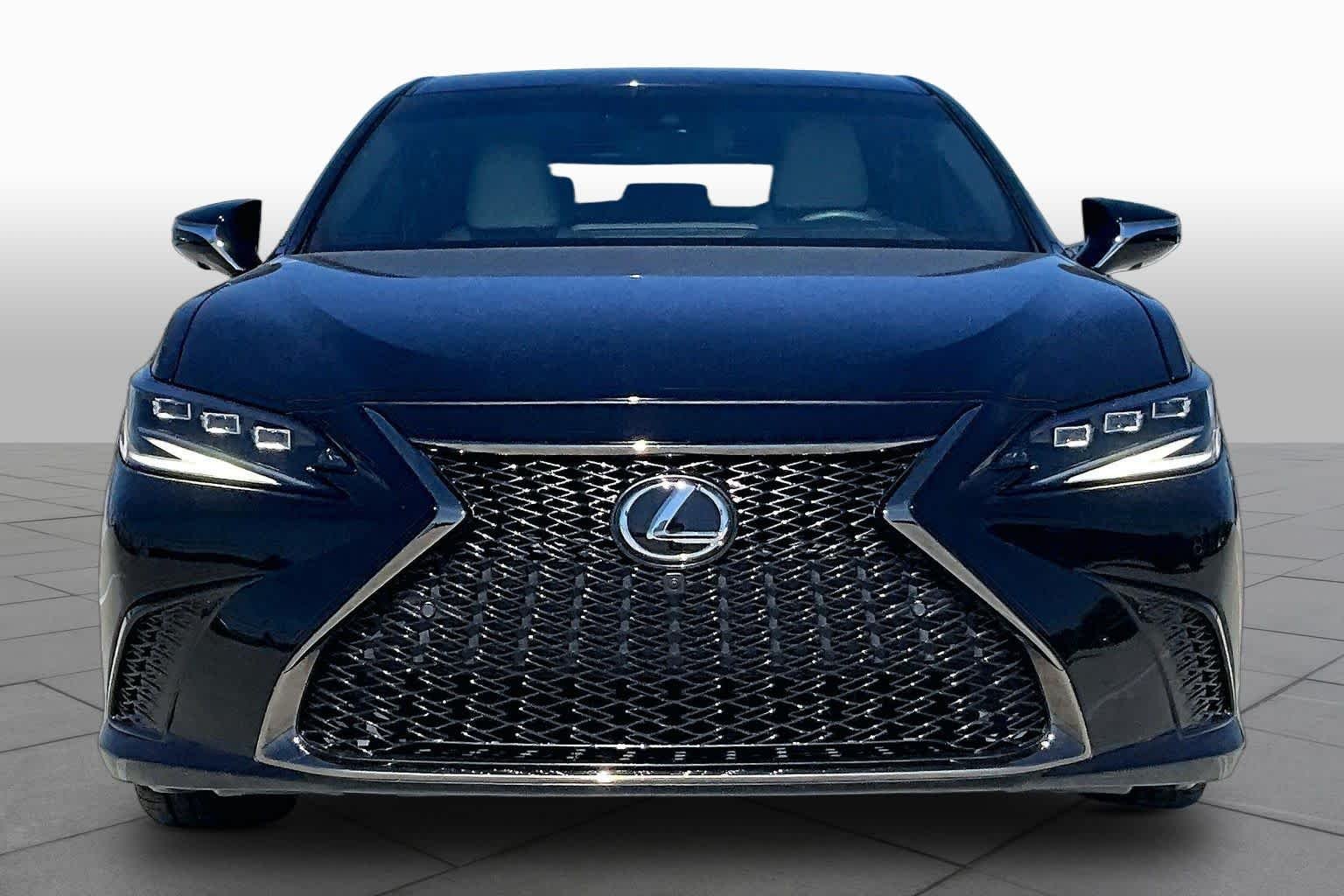 Used 2024 Obsidian Lexus F SPORT Handling image 3