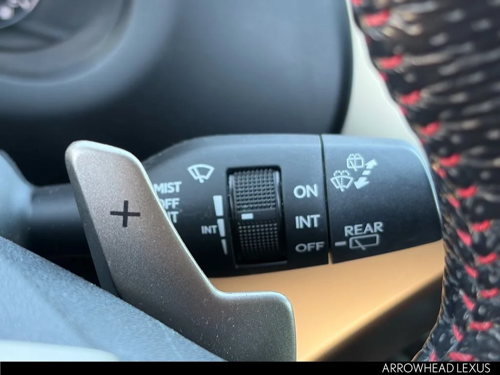 Used 2015 Silver Lexus 200t F Sport image 18