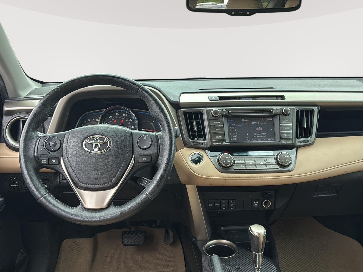Used 2015 Blizzard Pearl Toyota Limited image 6
