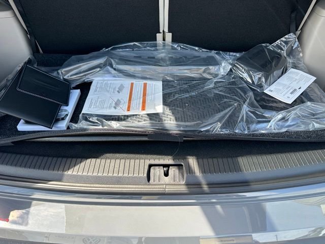New 2026 Pure Gray Volkswagen 2.0T SE w/Technology image 17