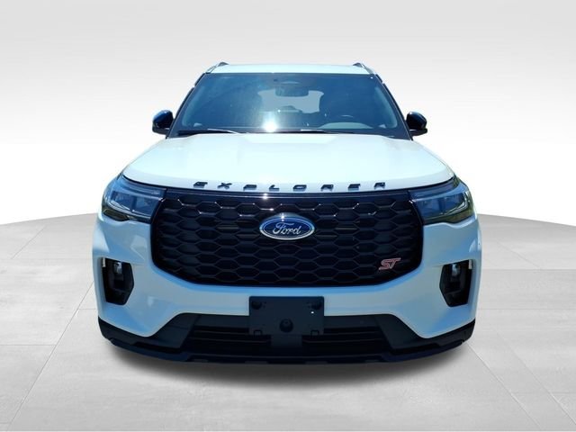 New 2026 Star White Metallic Tri-Coat Ford ST image 15