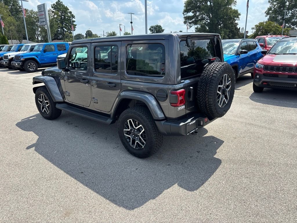 New 2027 Granite Crystal Metallic Clearcoat Jeep Sahara image 3