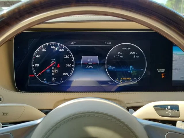 Used 2018 Magnetite Black Mercedes-Benz Maybach S 560 image 13