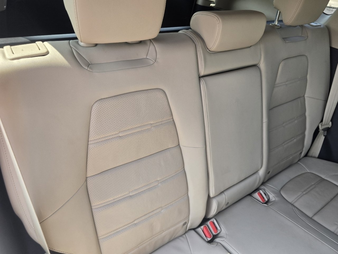 Used 2017 White Honda EX-L image 20