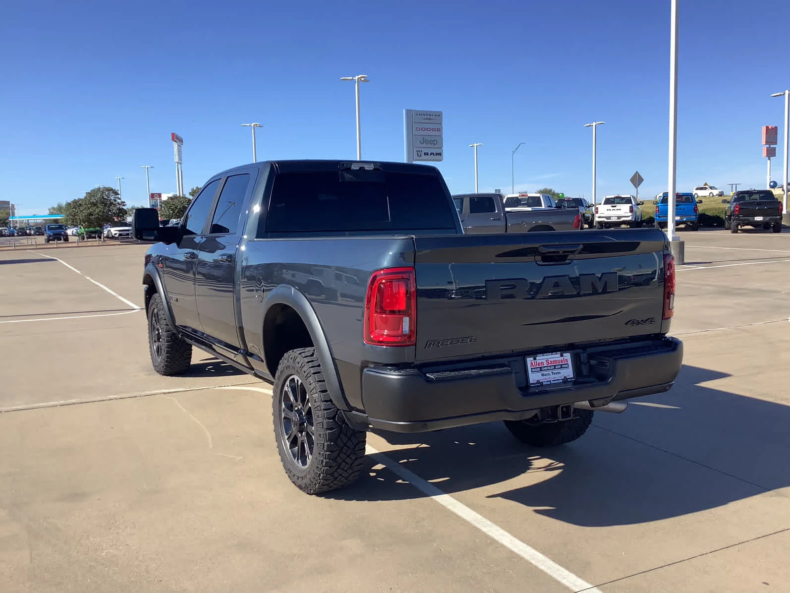 2025 RAM 2500 Rebel - Photo 13