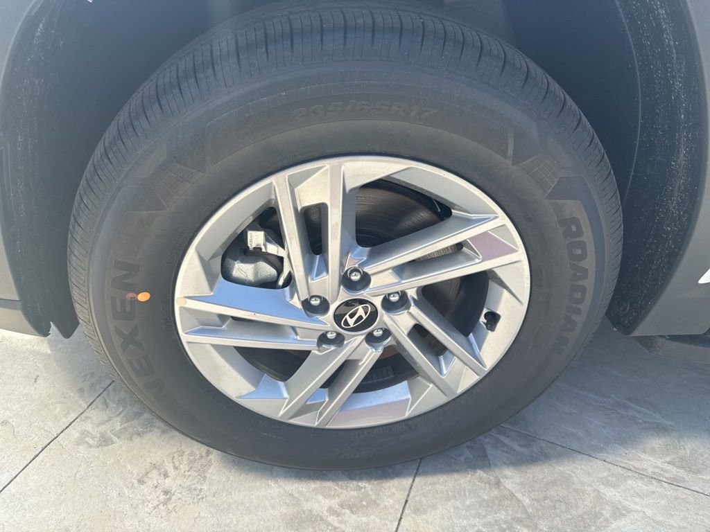 New 2026 White Hyundai SE image 7