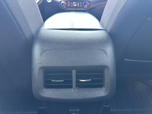 Used 2021 White GMC SLE image 13
