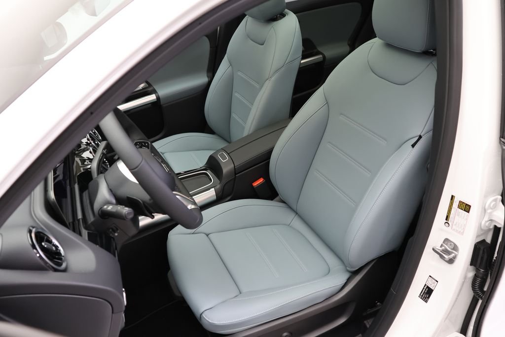 Certified Used 2026 Polar White Mercedes-Benz GLA 250 image 40