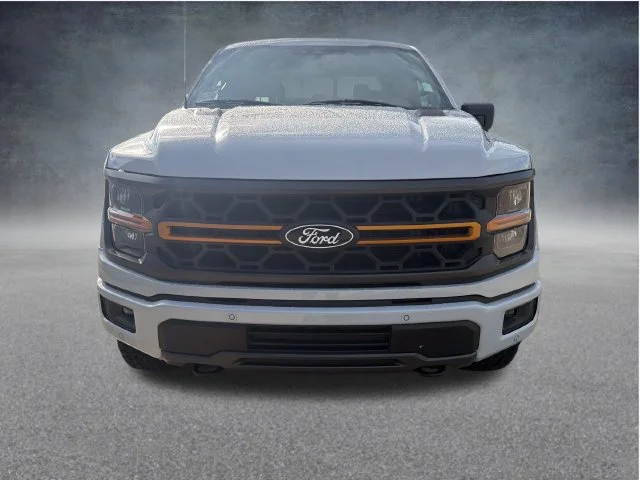 Used 2025 White Ford Tremor image 2