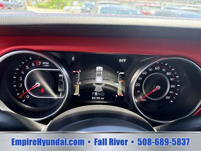 Used 2020  Jeep Rubicon image 31
