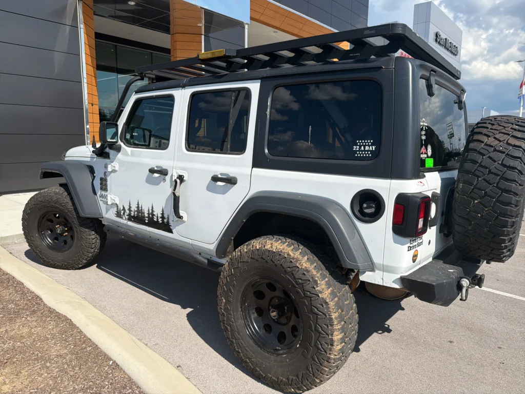 Used 2018 Bright White Clearcoat Jeep Sport S image 2