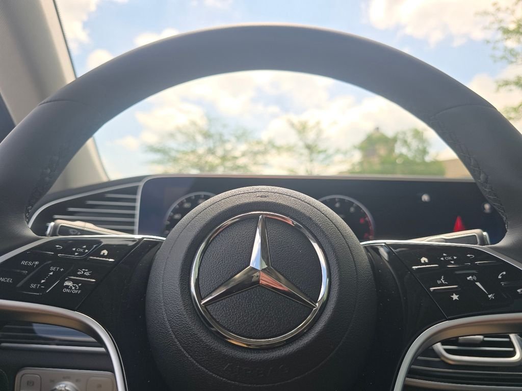 New 2026 MANUFAKTUR Alpine Grey Mercedes-Benz GLE 450 Coupe image 30