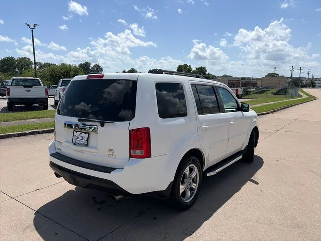 Used 2013  Honda EX-L image 5