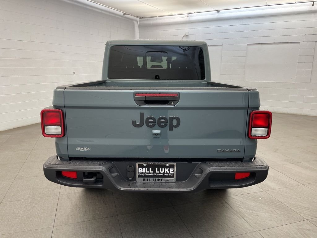 New 2026 Anvil Clear-Coat Exterior Paint Jeep Sahara image 4