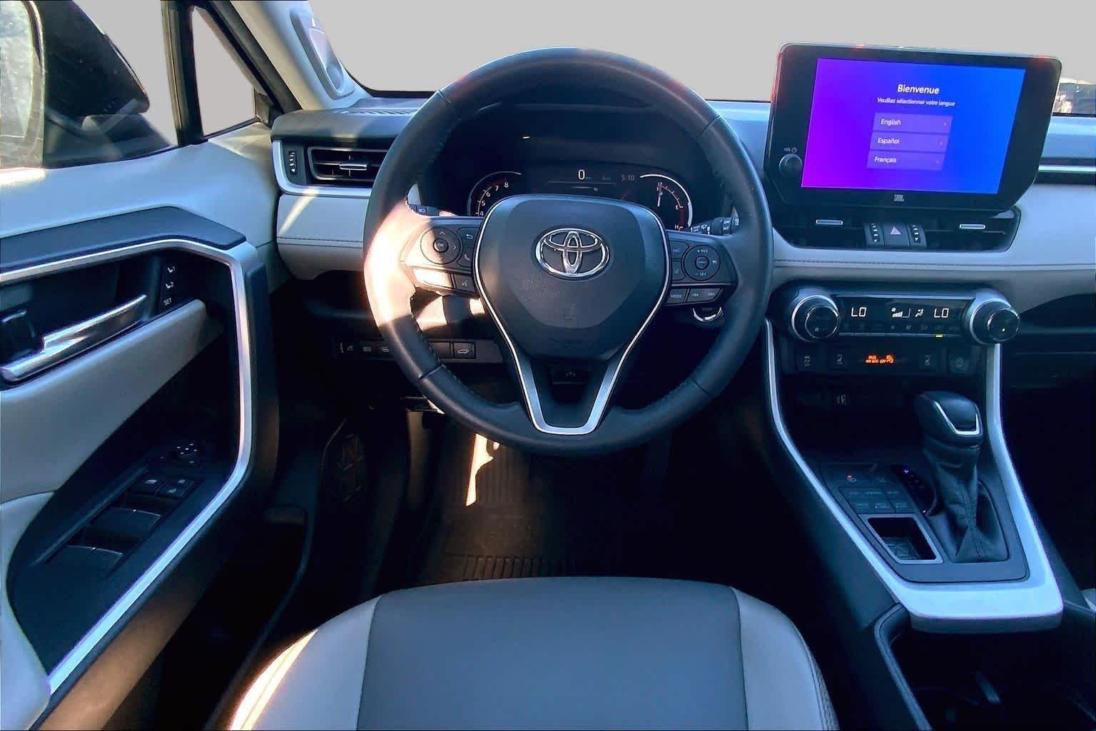 Used 2023 Midnight Black Metallic Toyota XLE Premium image 6