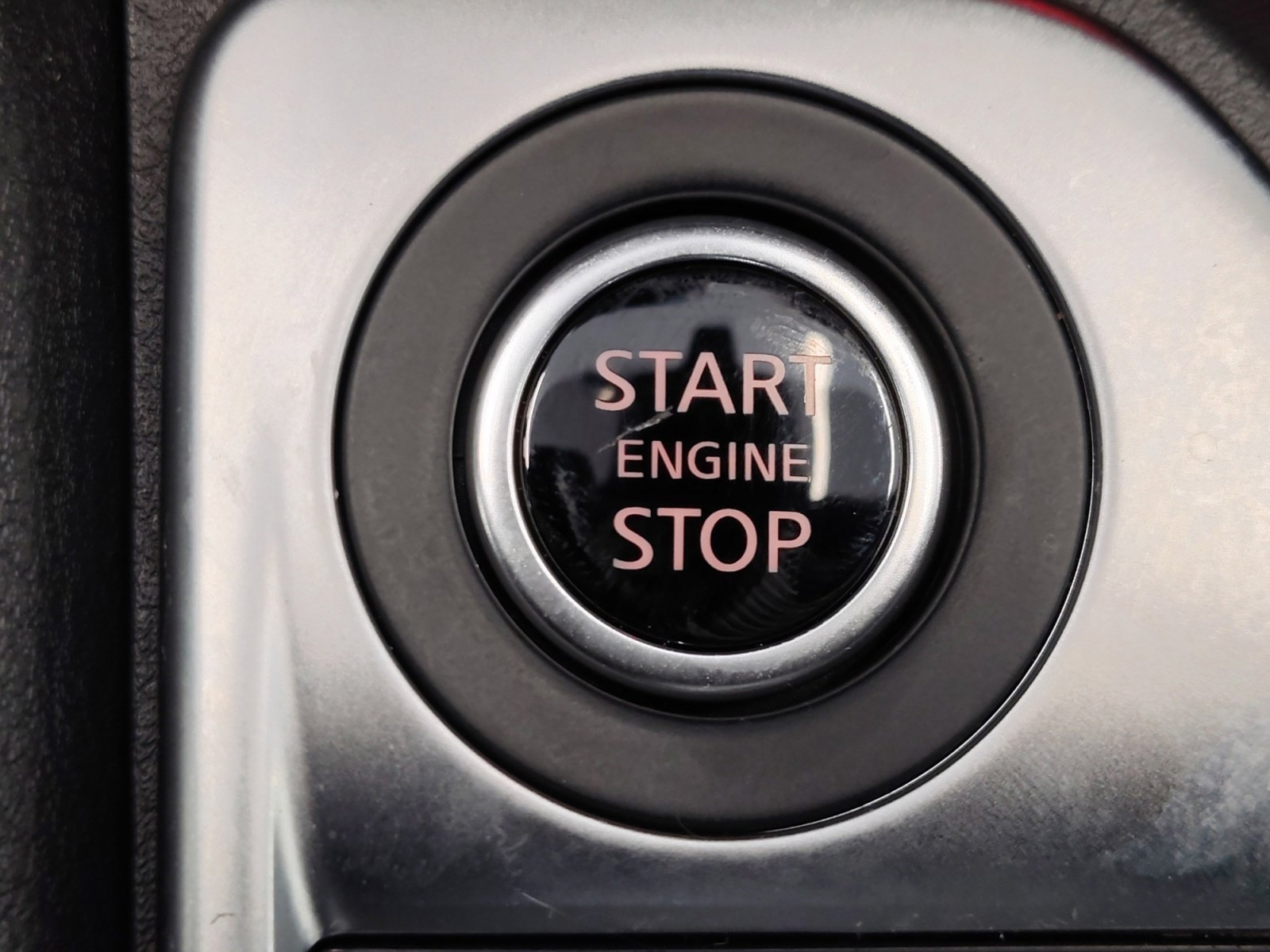 Certified Used 2025 Gun Metallic Nissan SV image 34