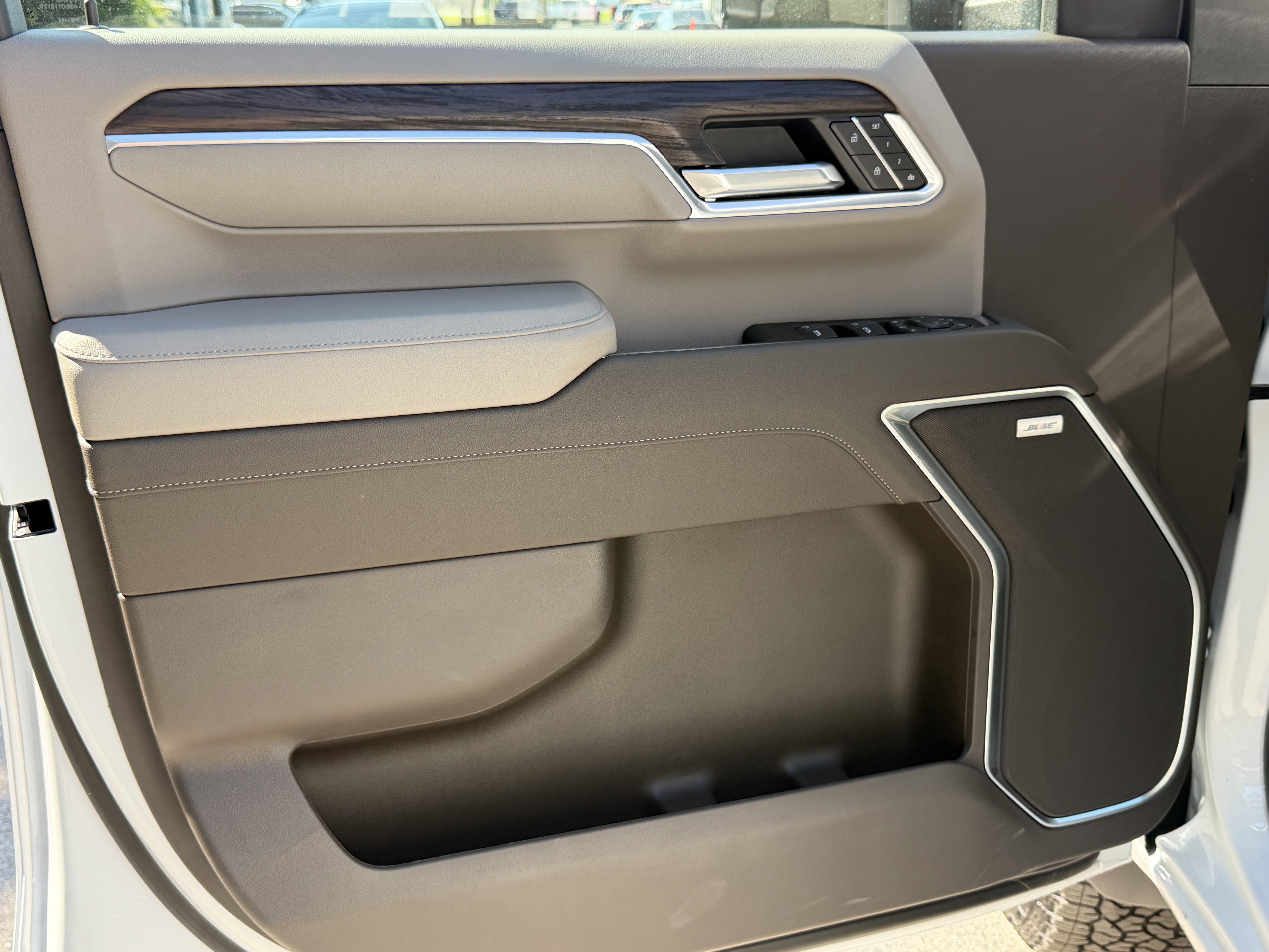 New 2026 Summit White GMC SLT image 12
