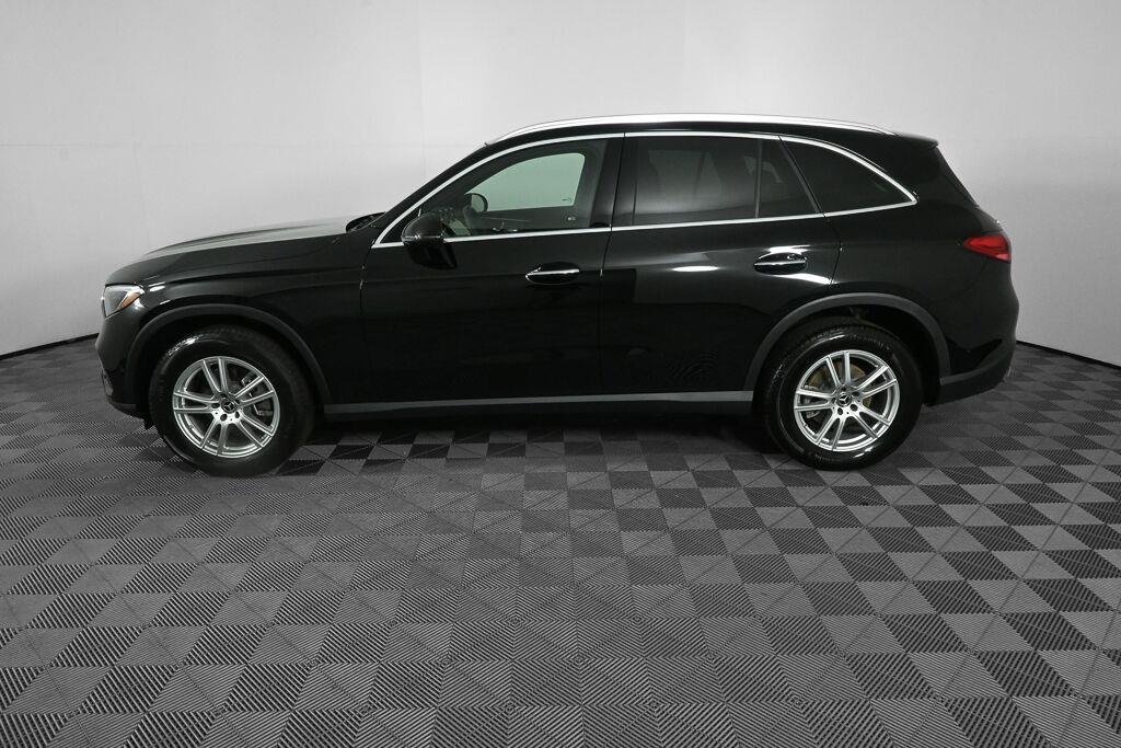Certified Used 2025 Black Mercedes-Benz GLC 300 image 3