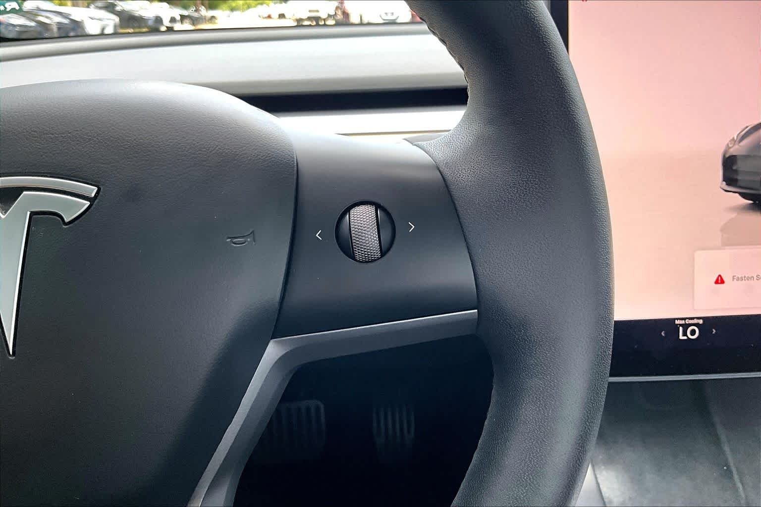 Used 2023 SOLID BLACK Tesla  image 21