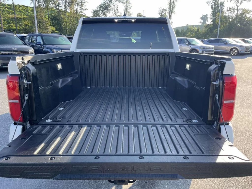 2026 Toyota Tacoma SR5 - Photo 30