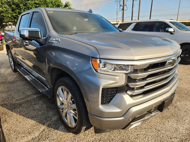 2024 Chevrolet Silverado 1500 High Country Crew Cab Short Box's photo