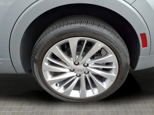 Used 2025 Gray Buick Avenir image 12
