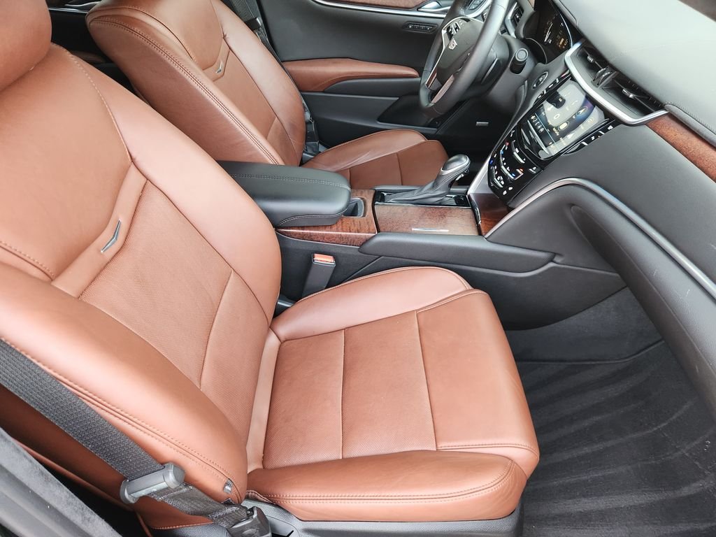 Used 2018 Black Raven Cadillac Luxury image 14