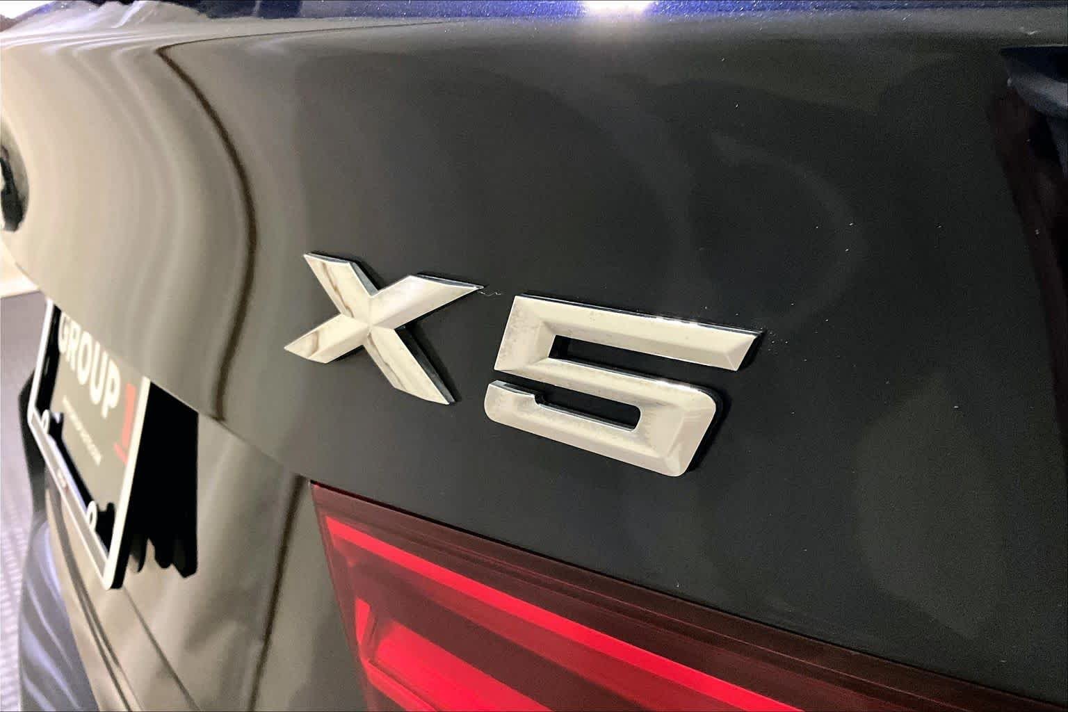 Used 2018 Imperial Blue Metallic BMW xDrive35i image 9