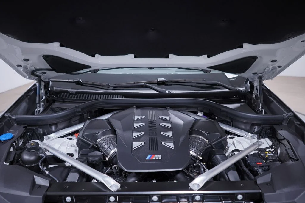 2026 BMW X5 M60i - Photo 14