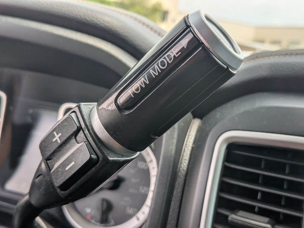 Used 2019 Black Nissan SL image 33