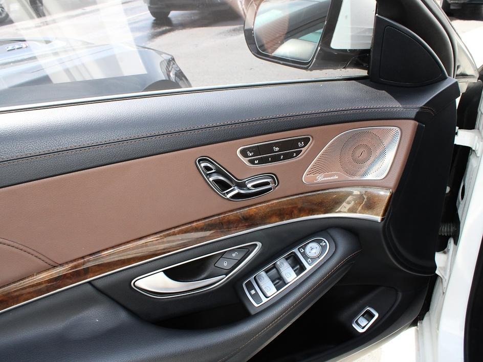 Used 2015 White Mercedes-Benz S 550 image 12