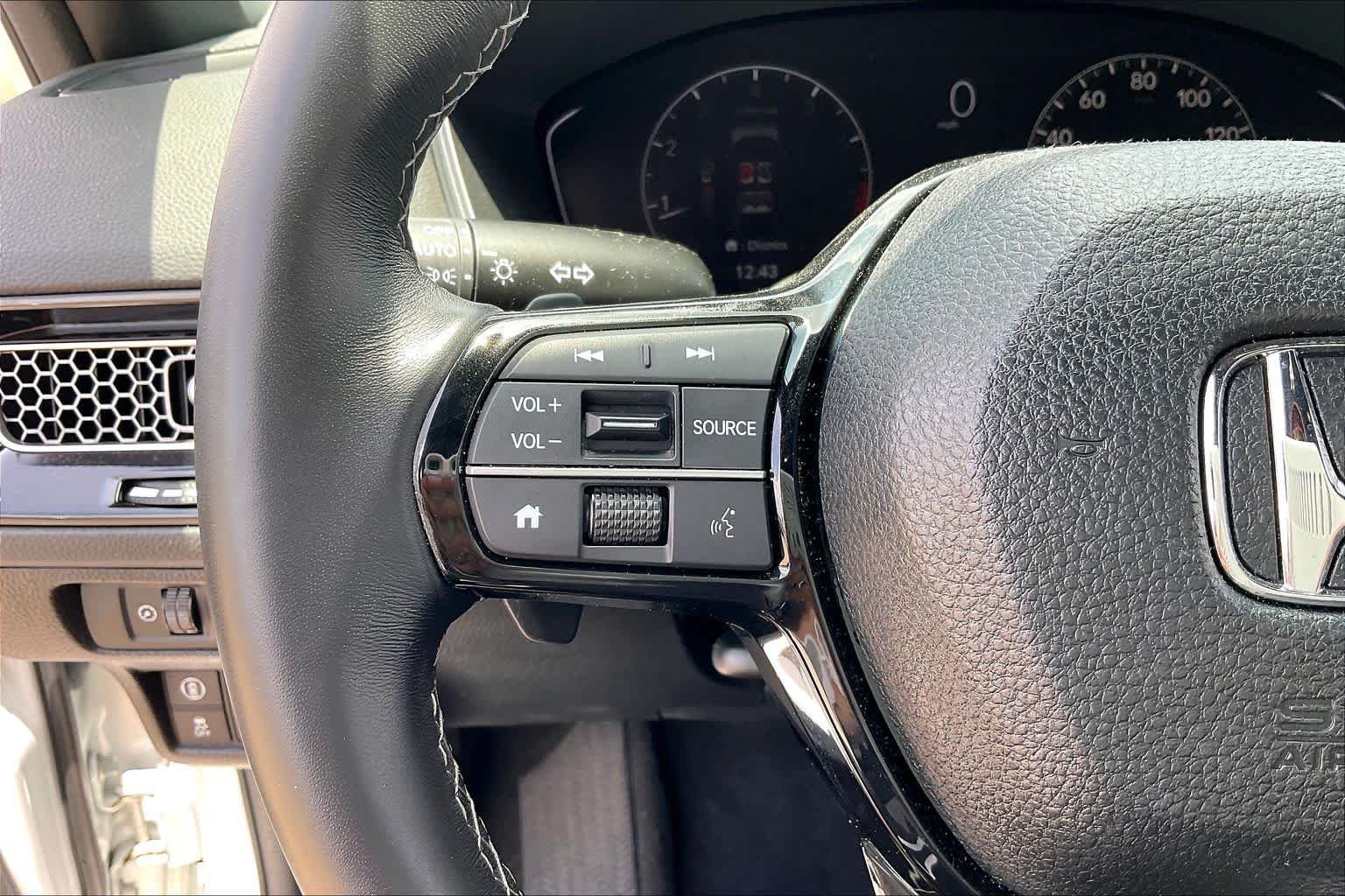 Used 2023 Platinum White Pearl Honda Sport image 22