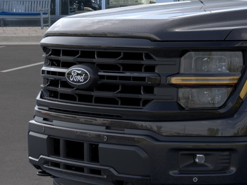 New 2026 Agate Black Metallic Ford XLT image 45