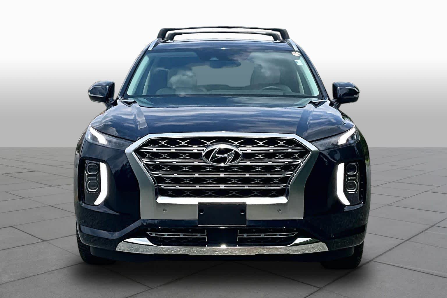Used 2020 Moonlight Cloud Hyundai Limited image 4