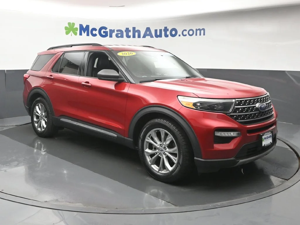 Used 2020 Red Ford XLT image 2