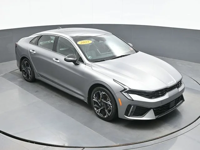 Used 2025 Gray Kia GT-Line image 14