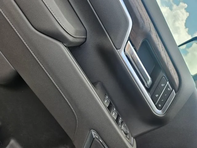 New 2026 Onyx Black GMC SLT image 11