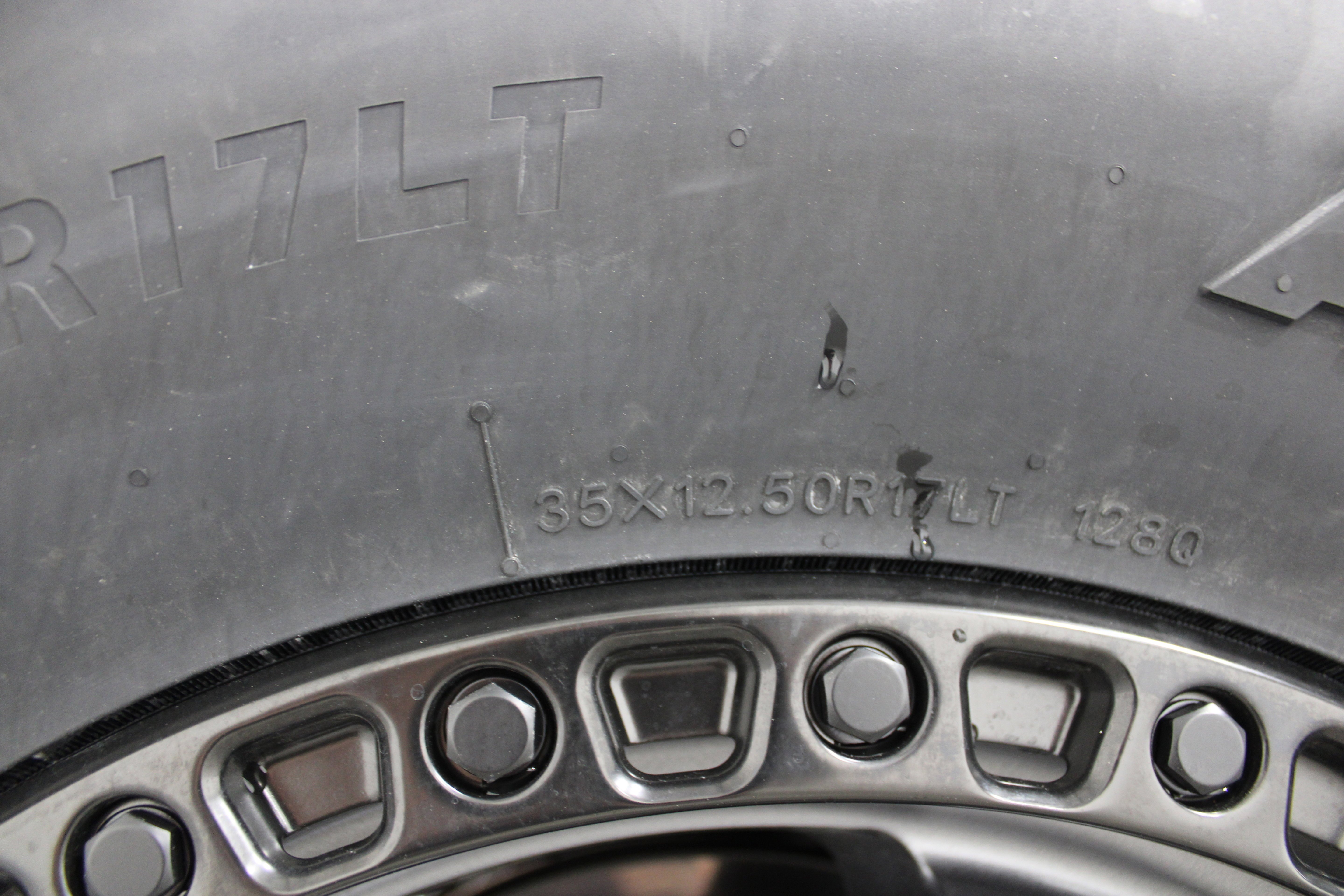 Used 2025 Black Clearcoat Jeep Sahara image 36