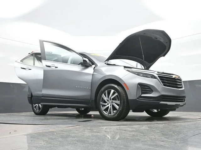 Used 2024 Gray Chevrolet LT image 32